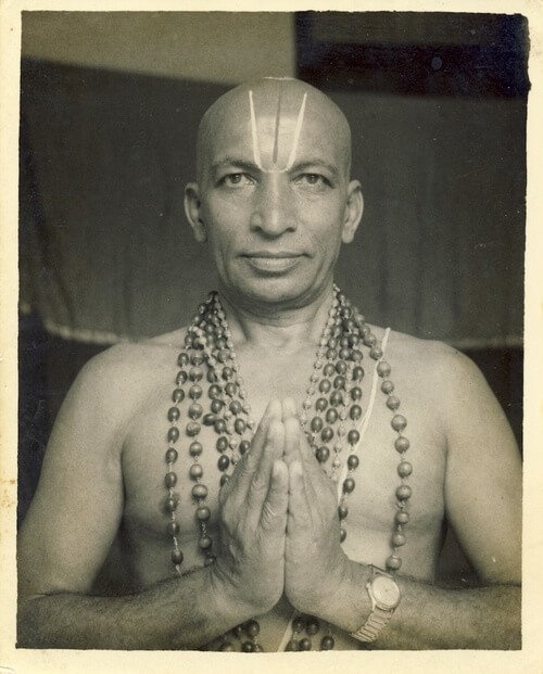 krishnamacharya-portrait Krishnamacharya, il leggendario maestro di yoga e fondatore del moderno Ashtanga Yoga.