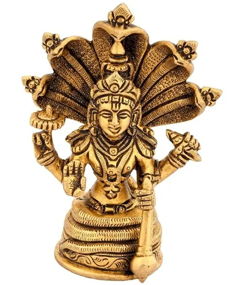 patanjali-yoga-statue-arms Statua di Patanjali con particolare enfasi sulle braccia